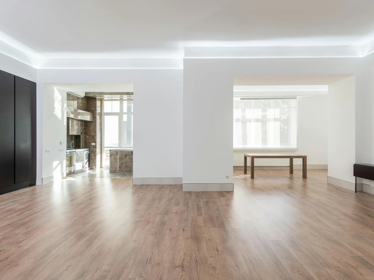 interior-painting-empty-open-plan-cambridge-decorators Empty open-plan room prepared for interior painting by Cambridge Decorators